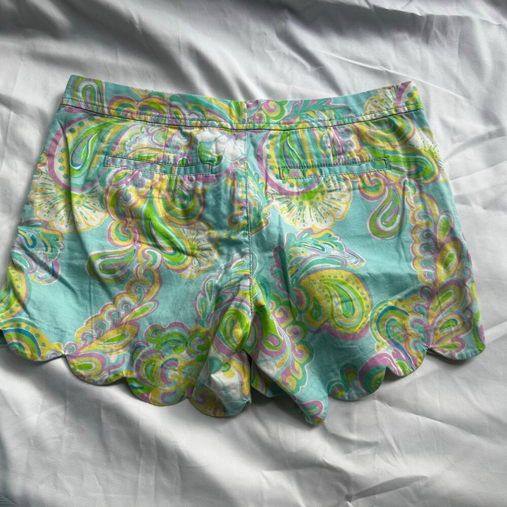 Lilly Pulitzer Buttercup shorts sz 6 Paisley Scallop Edge Shorts - Picture 4 of 9